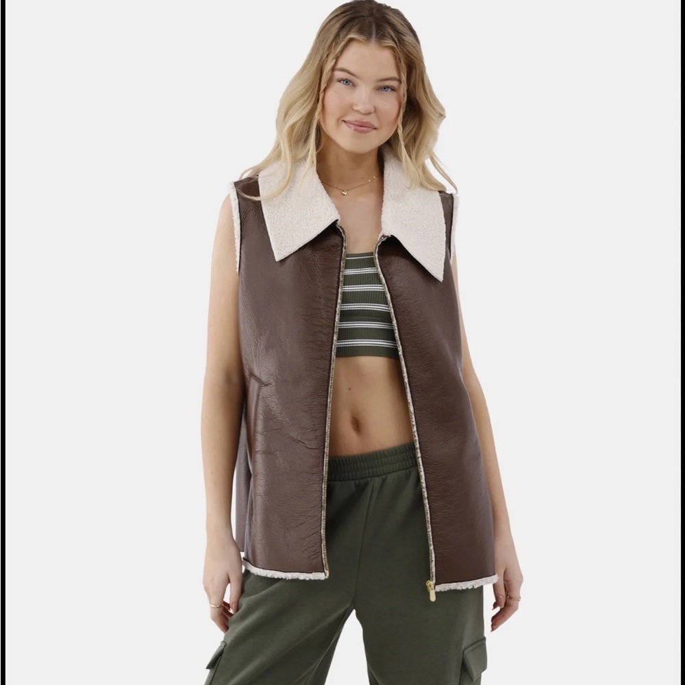 Women's Nobo Faux Leather Vest with Shearling Lining Brown Size L/XL NWT